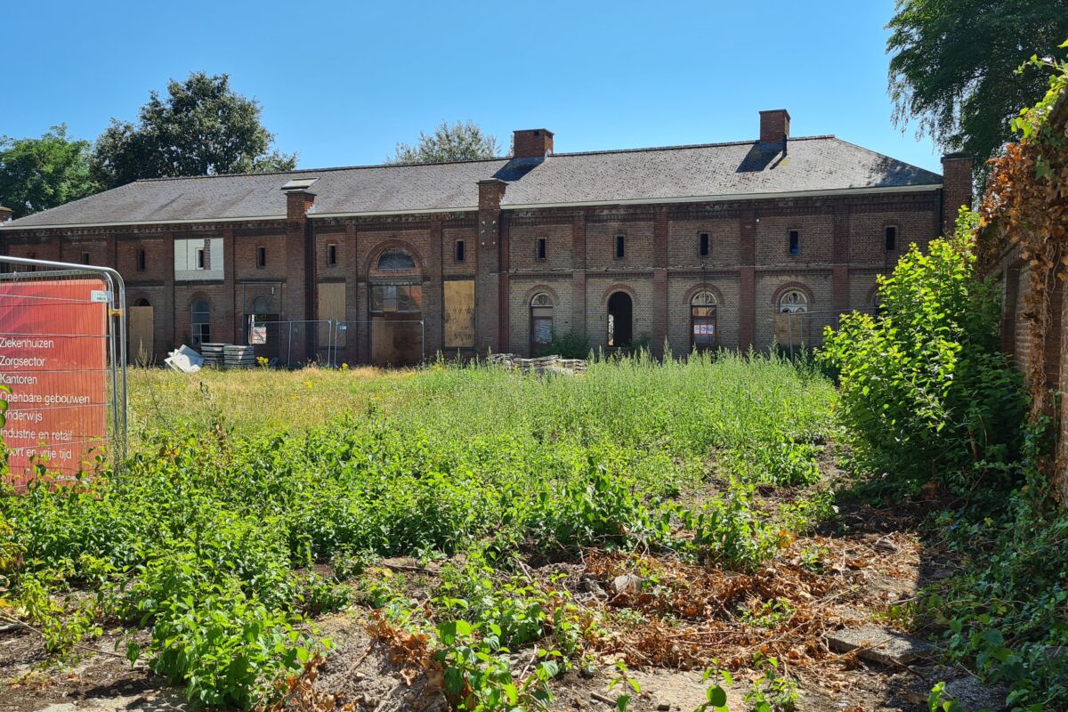 De voormalige boerderij op Campus Dr. Guislain